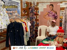 Emprendimientos y artesanías en la plaza de ferias