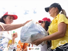 Dos mil regalos para nuestros productores