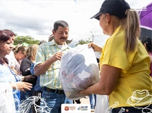 Dos mil regalos para nuestros productores