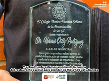 Un reconocimiento a la gestión y a las obras hechas por la Alcaldía en el Colegio de la Presentación