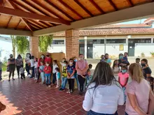 Jornada de entretenimiento y entrega de obsequios a los niños de nuestro campo