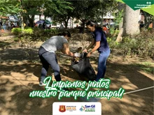 Jornada de limpieza del Parque Principal