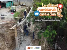 Estamos construyendo en Miradores de la Ceiba un muro de contención