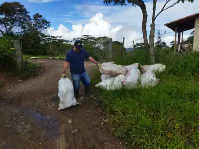 Se realizó a satisfacción la jornada de recolección de Residuos Sólidos rurales